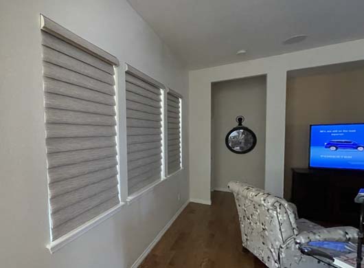 Vignette Roman Shades
